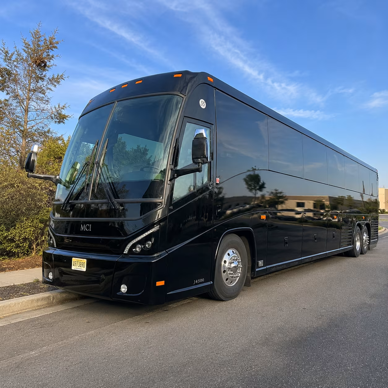 chico charter bus hero 3