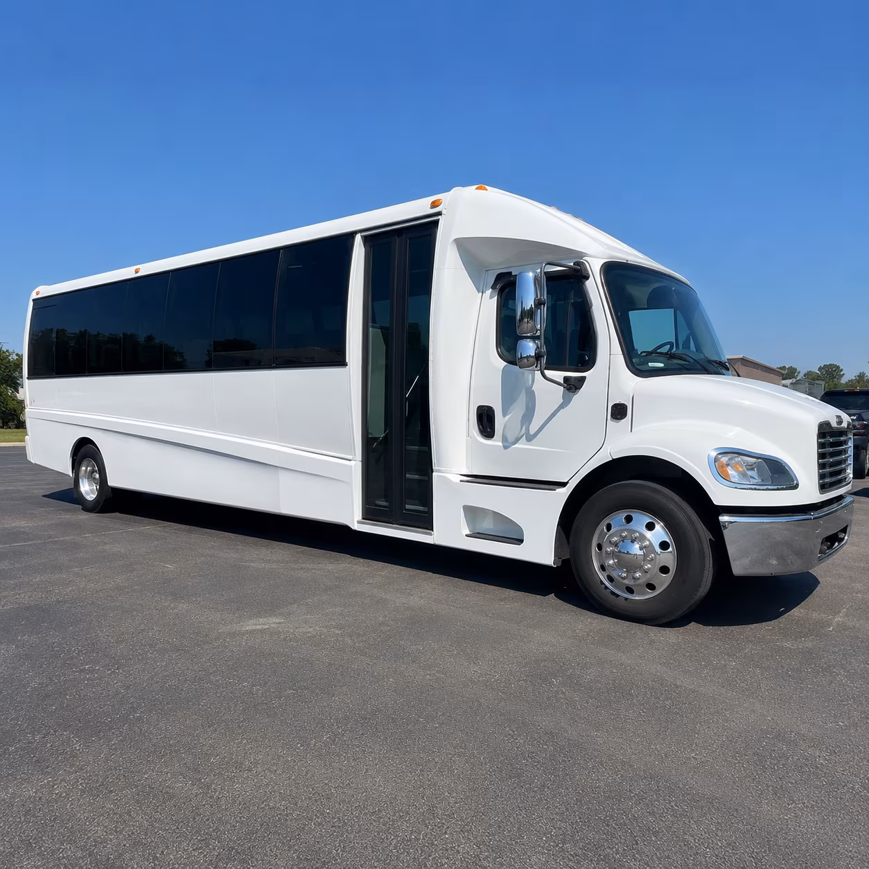 minibuses and charter buses for chico creek nature center and bidwell park field trips